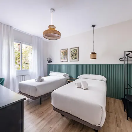 Bebarceloner Eixample Apartments- 4 Bedrooms * Barcelona